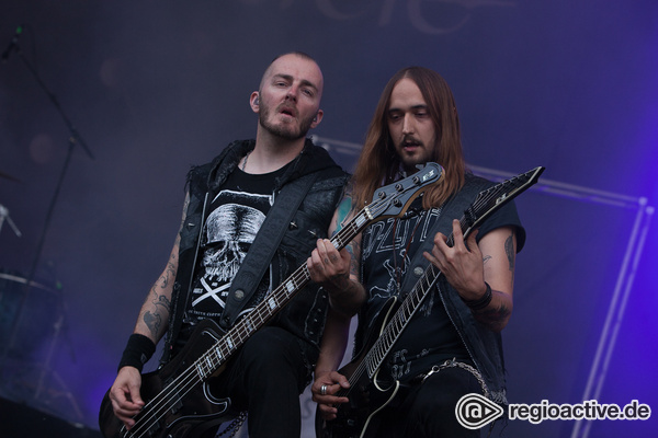 Heiden! - Fotos: Eluveitie live beim RockFels Festival 2016 auf der Loreley 