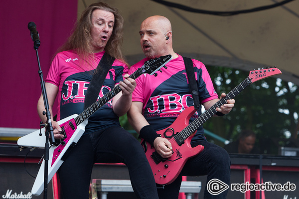 Spaß-Metaller - Fotos: J.B.O. live beim RockFels Festival 2016 auf der Loreley 